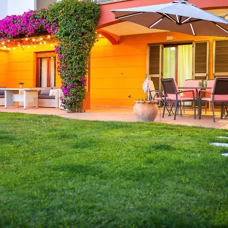 Pura Villa- Buganvillas *