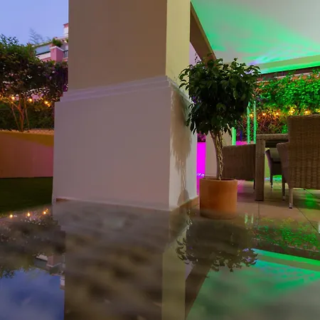 Pura Villa- Buganvillas Apartment Ayamonte